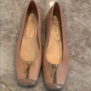 Nude zipper flats